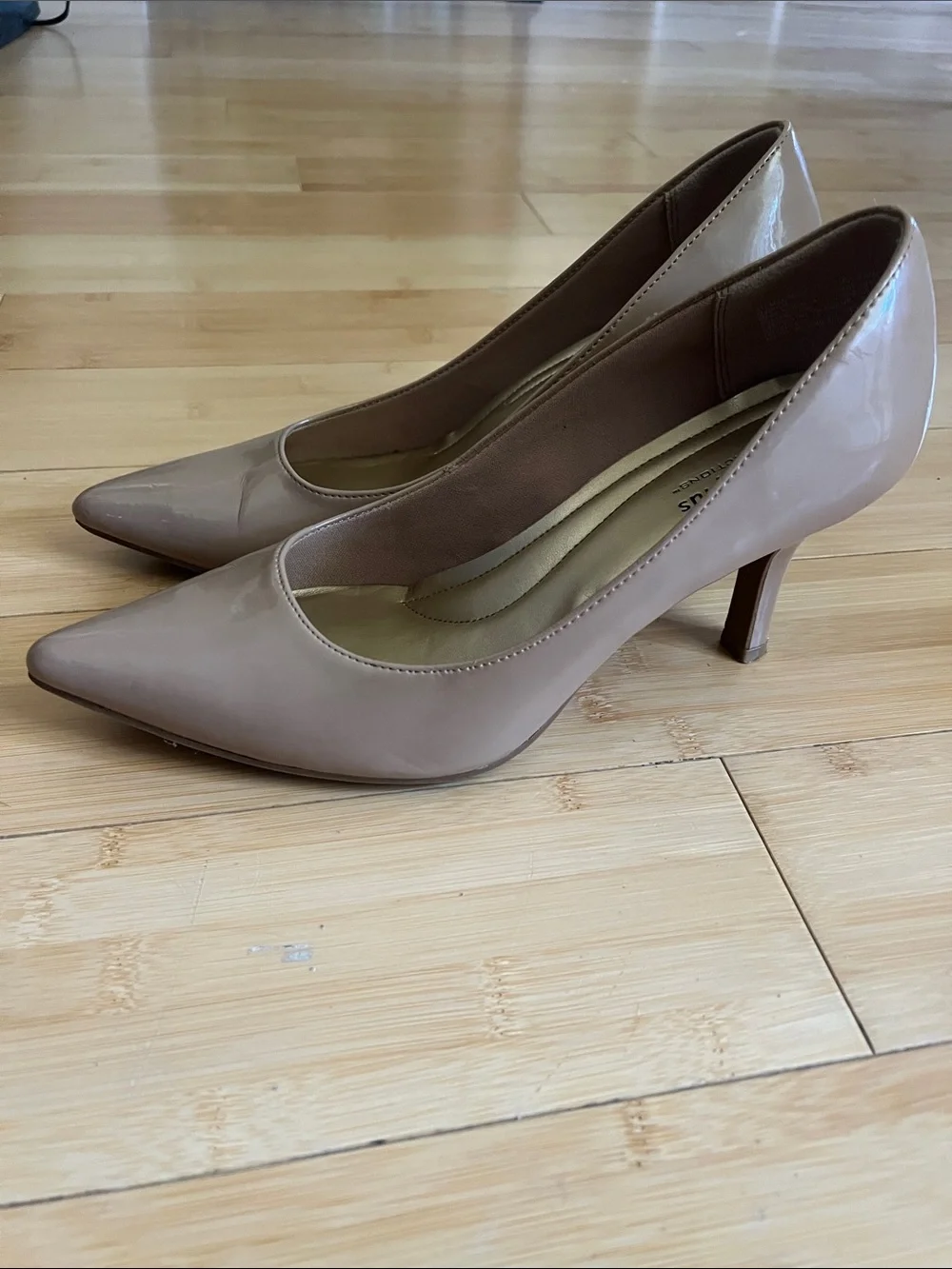 comfort plus by Predictions Beige Patent Pointed-Toe Pumps